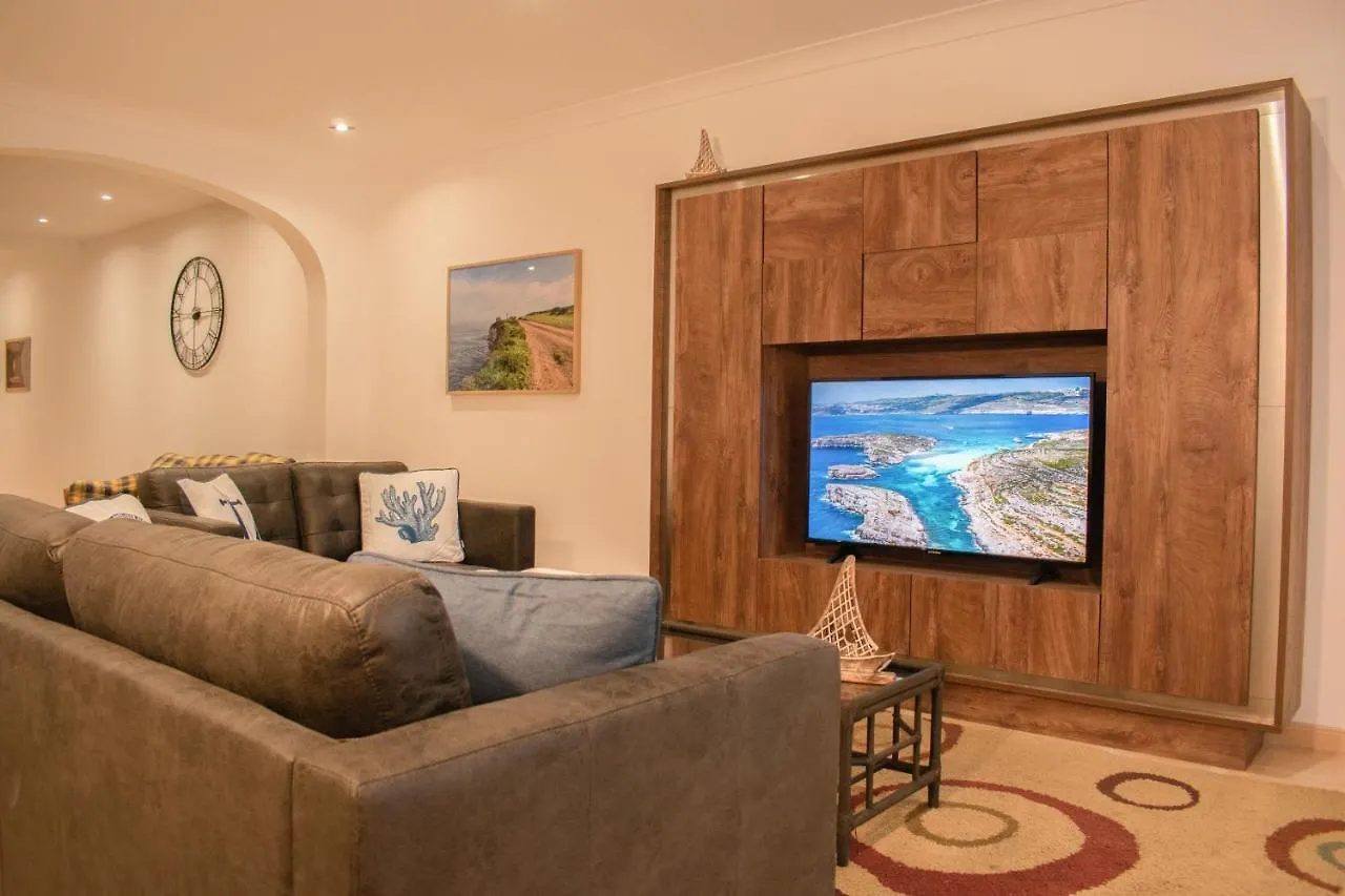 Spacious 3 Bedroom Apartment In Marsascala Marsaskala