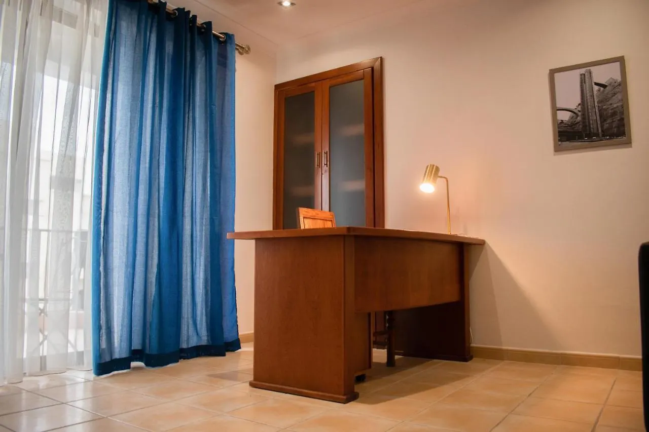 Spacious 3 Bedroom Apartment In Marsascala Marsaskala 0*,