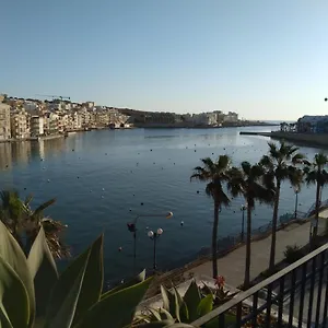 Affittacamere Seafront Akwador, Marsaskala